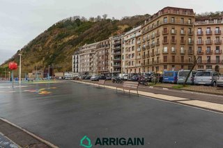 Piso en venta en Gros en San Sebastián-Donostia