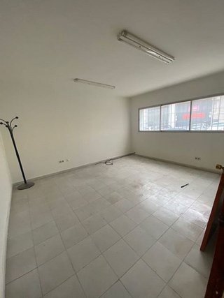 Nave industrial en alquiler en Polígonos - Recinto Ferial Cortijo de Torres en Málaga