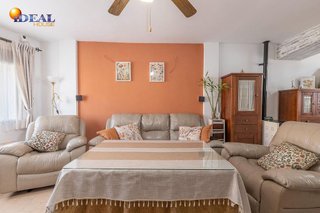 Casa adosada en venta en Chauchina
