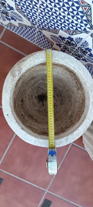 Maceta de piedra
