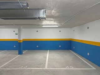 Garaje en venta en San Isidro - Los Almendros en Alcalá de Henares