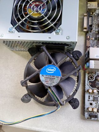 MSI Placa Base, Fuente , tarjeta gráfica msi