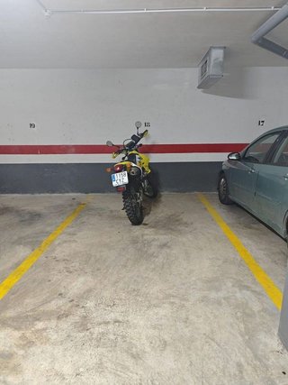 Garaje en venta en La Constitución - Canaleta en Mislata