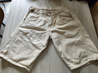 Pantalón corto Lois beige talla 40