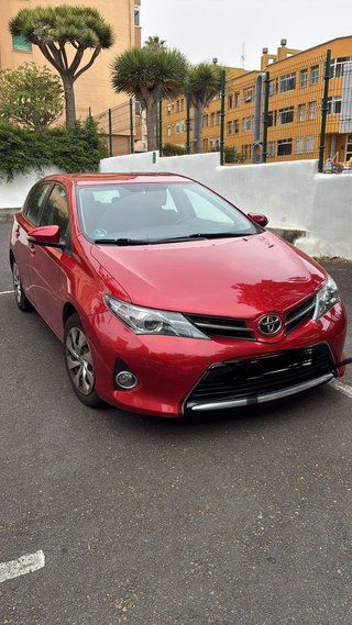 Toyota Auris 2015