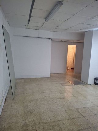 Local comercial en alquiler en Montesa en Esplugues de Llobregat