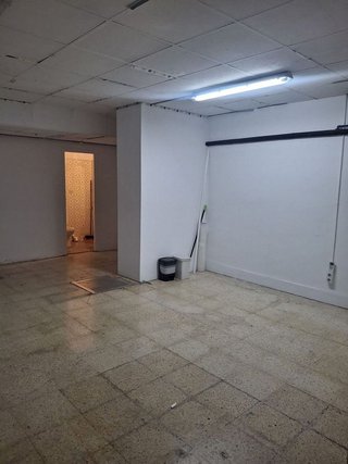 Local comercial en alquiler en Montesa en Esplugues de Llobregat