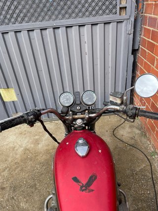 Kawasaki Z650 Roja