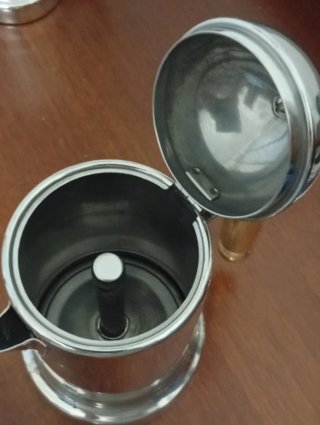 Caffettiera e Lattiera vintage anni 80.