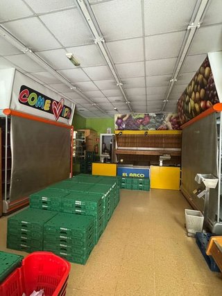 Local comercial en alquiler en Centro en Gijón