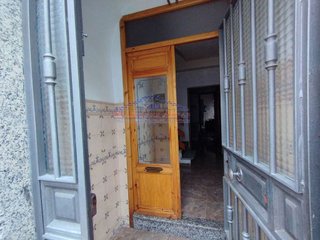Casa adosada en venta en Huelma