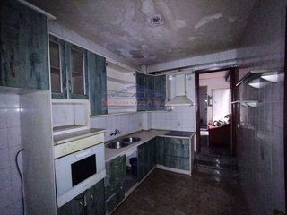 Casa adosada en venta en Huelma