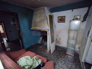Casa adosada en venta en Huelma