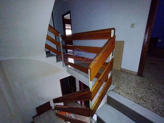 Casa adosada en venta en Huelma