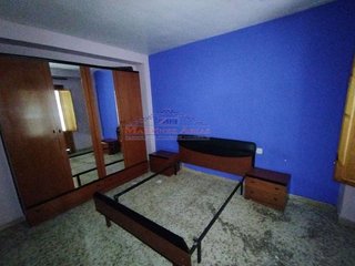 Casa adosada en venta en Huelma