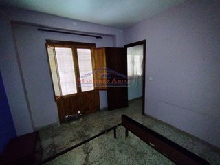 Casa adosada en venta en Huelma
