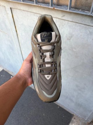 New Balance 725 Marrone/Verde