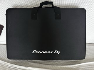 Mesa DJ Pioneer XDJ-RX3 Negra