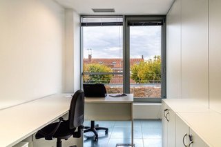 Oficina en alquiler en Fuentebella-San Felix-El Leguario en Parla