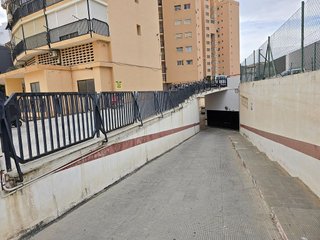 Garaje en alquiler en Pueblo Levante en Benidorm