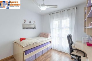 Chalet en venta en Urbanizaciones en Alhendín