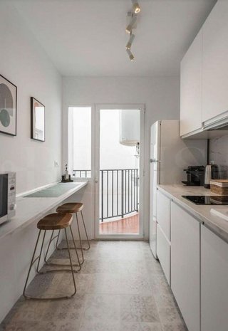 Piso en venta en La Goleta - San Felipe Neri en Málaga