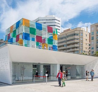 Piso en venta en Parque Victoria Eugenia en Málaga