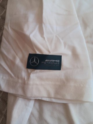 Adidas x Bad Bunny Mercedes AMG F1 Camiseta