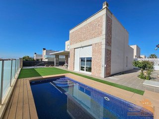 Chalet en venta en La Alcayna en Molina de Segura