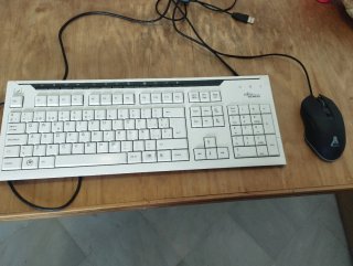 Teclado y Ratón Fujitsu Siemens