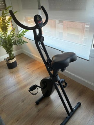 Bicicleta Estática Negra