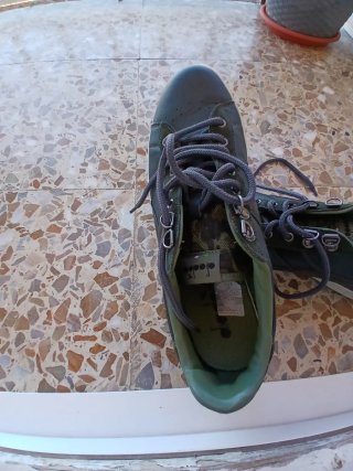 Zapatillas Diadora grises y verdes
