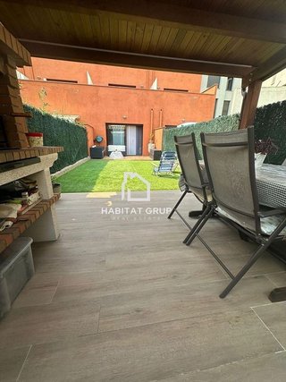Casa adosada en venta en Caldes de Malavella