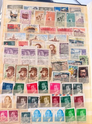Colección de sellos variados