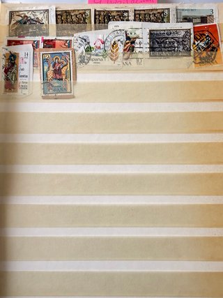 Colección de sellos variados