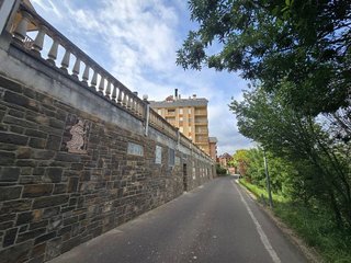 Garaje en alquiler en Jaca