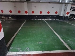 Garaje en alquiler en Jaca