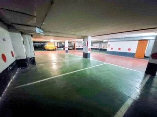 Garaje en alquiler en Jaca