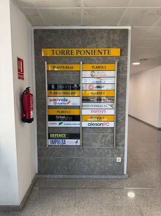 Oficina en alquiler en Avda. de Abril. - 9 de octubre en Sagunto
