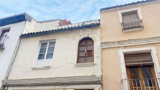 Casa adosada en venta en Zona de Cueva de Menga en Antequera