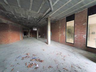 Local comercial en venta en Pravia