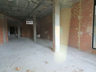 Local comercial en venta en Pravia