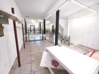 Local comercial en venta en Centro en Almería