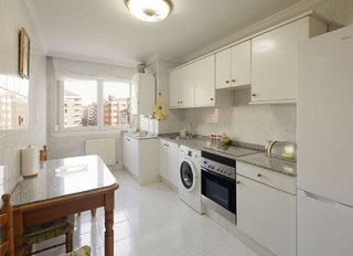 Piso en venta en El Llano en Gijón