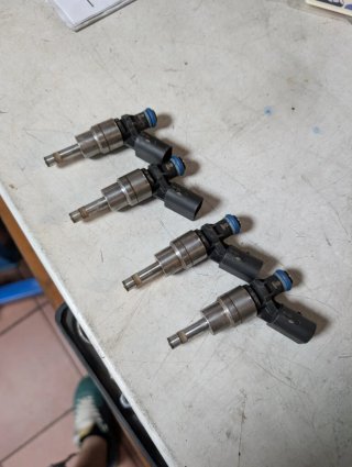 Bomba Loba Motorsport TFSI y inyectores s3