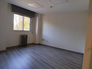 Oficina en venta en Centro en Cáceres