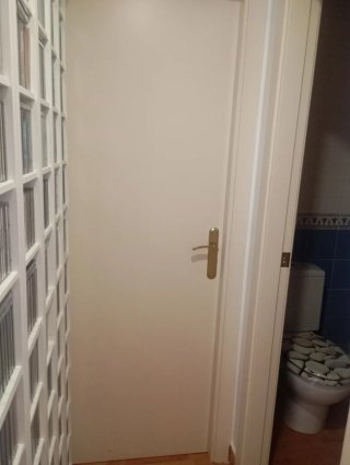 Puertas macizas de pino