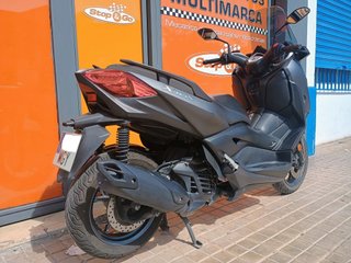 Yamaha Xmax 125 2023 Negra