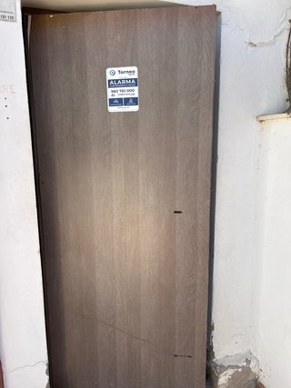 Puerta Antiocupas Metálica Reforzada