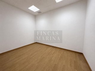 Local comercial en alquiler en Centre - Colomeres - Rambles en Gavà